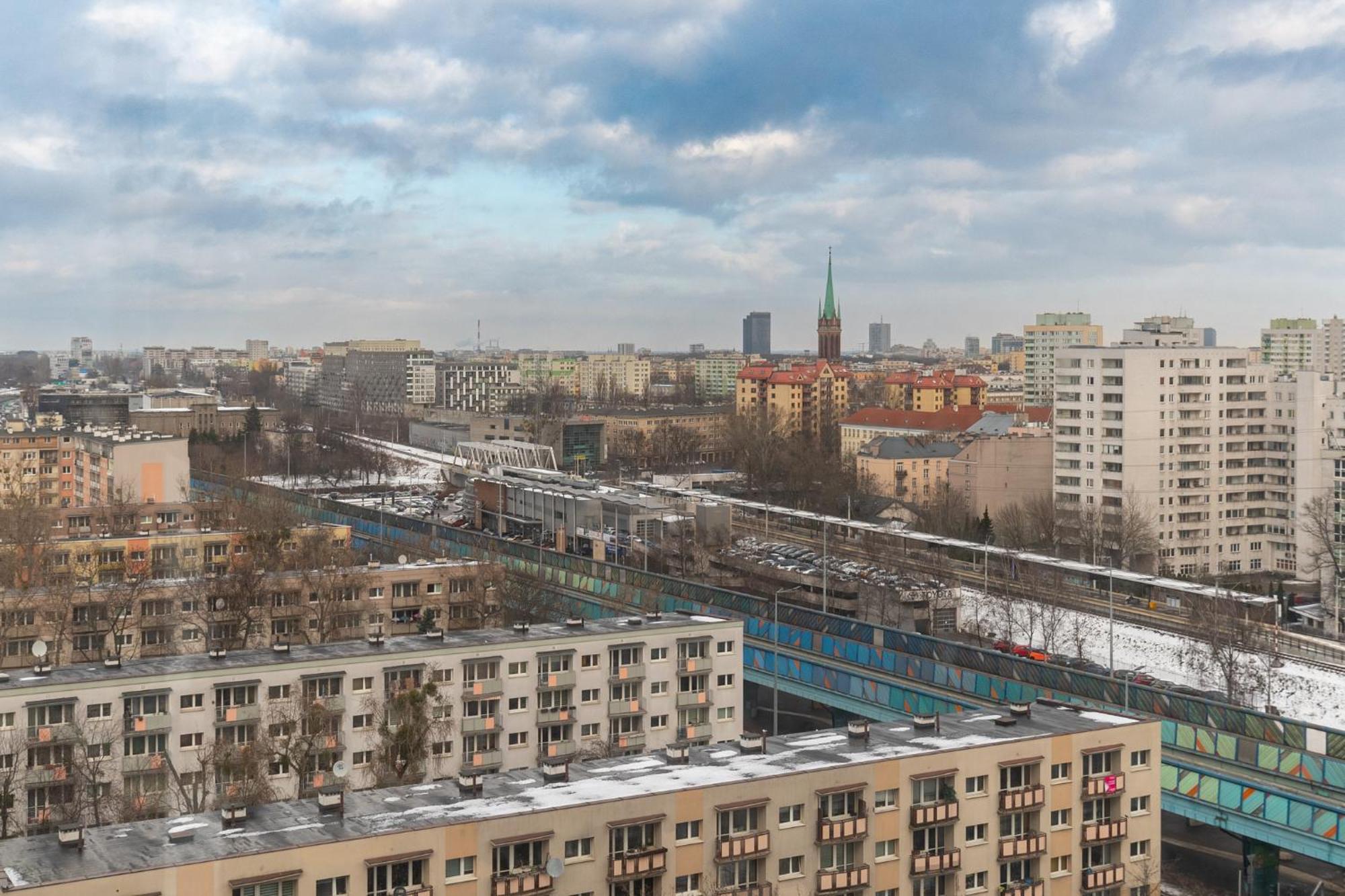 Apartamenty Wola Tower Varsovia Exterior foto