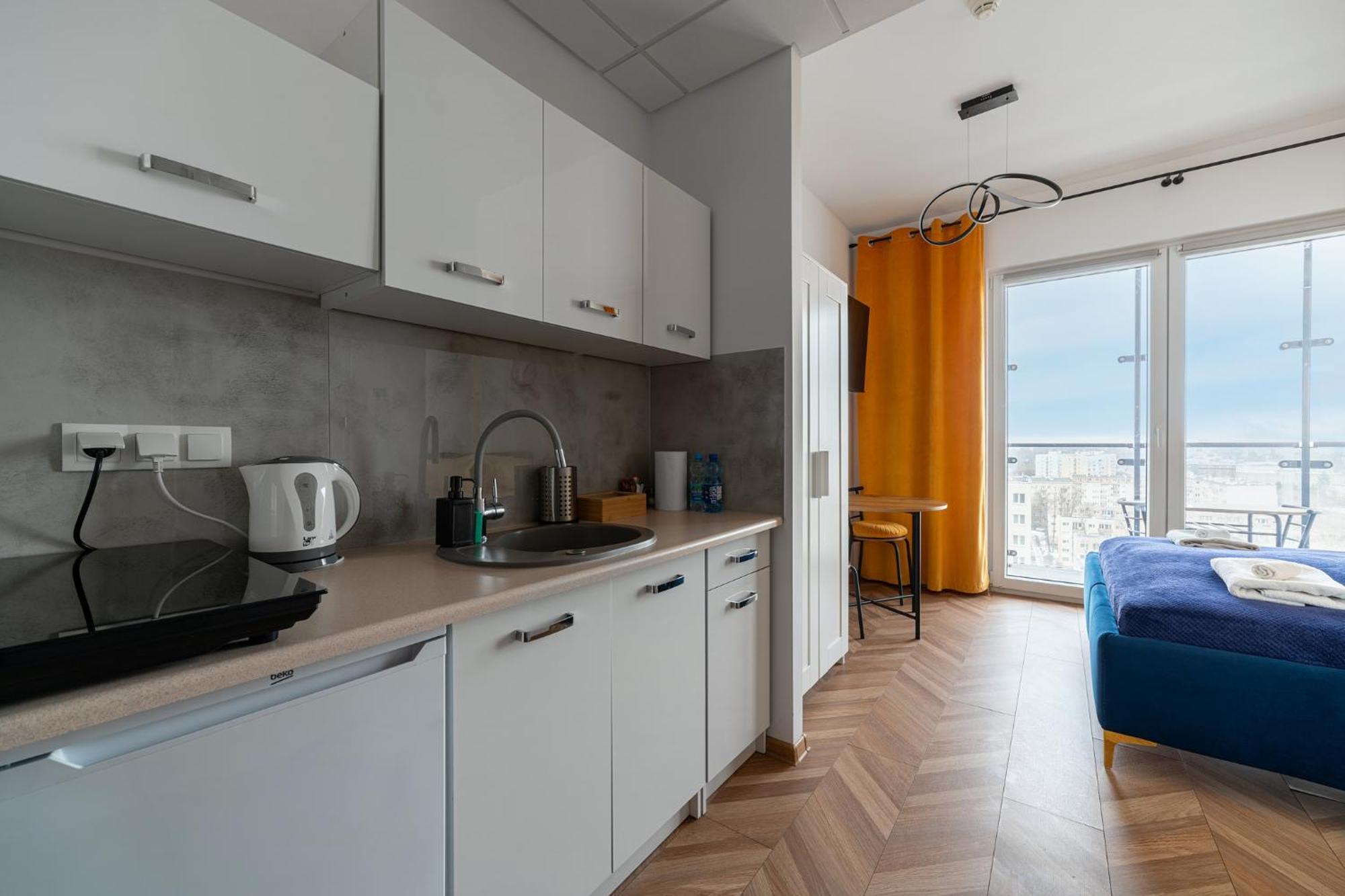 Apartamenty Wola Tower Varsovia Exterior foto