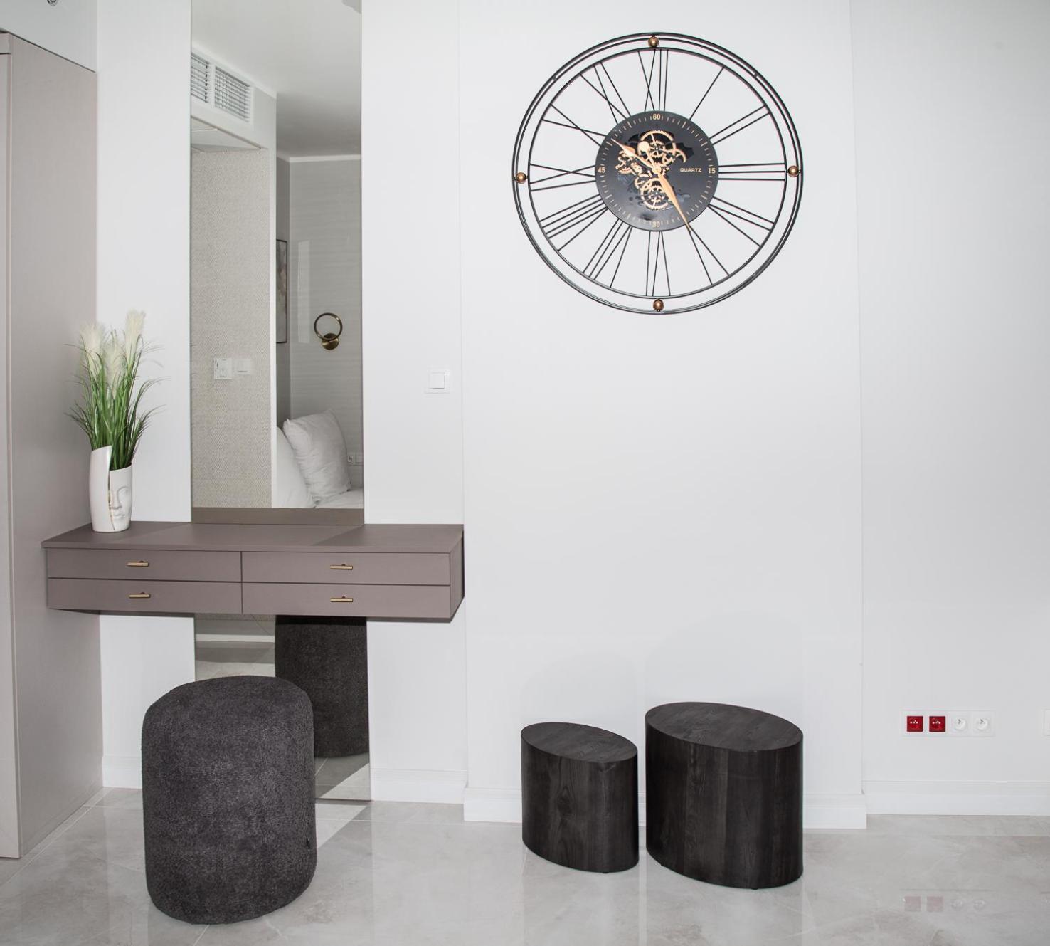 Apartamenty Wola Tower Varsovia Exterior foto