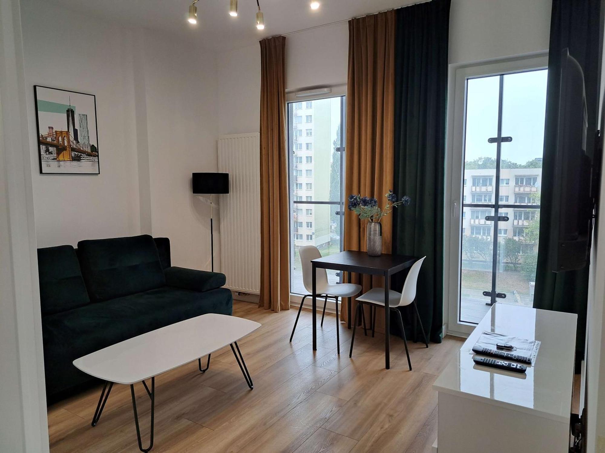 Apartamenty Wola Tower Varsovia Exterior foto