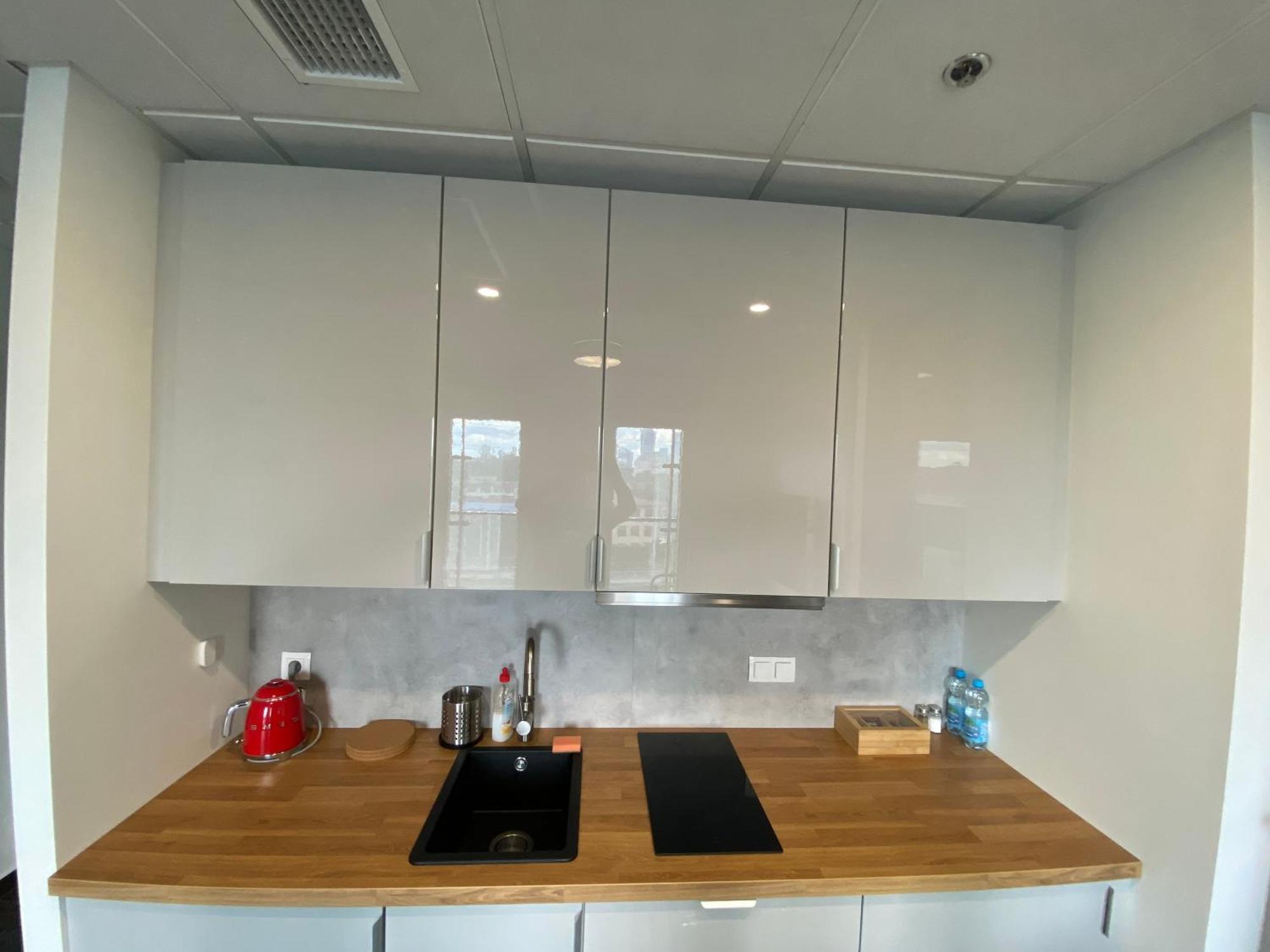 Apartamenty Wola Tower Varsovia Exterior foto
