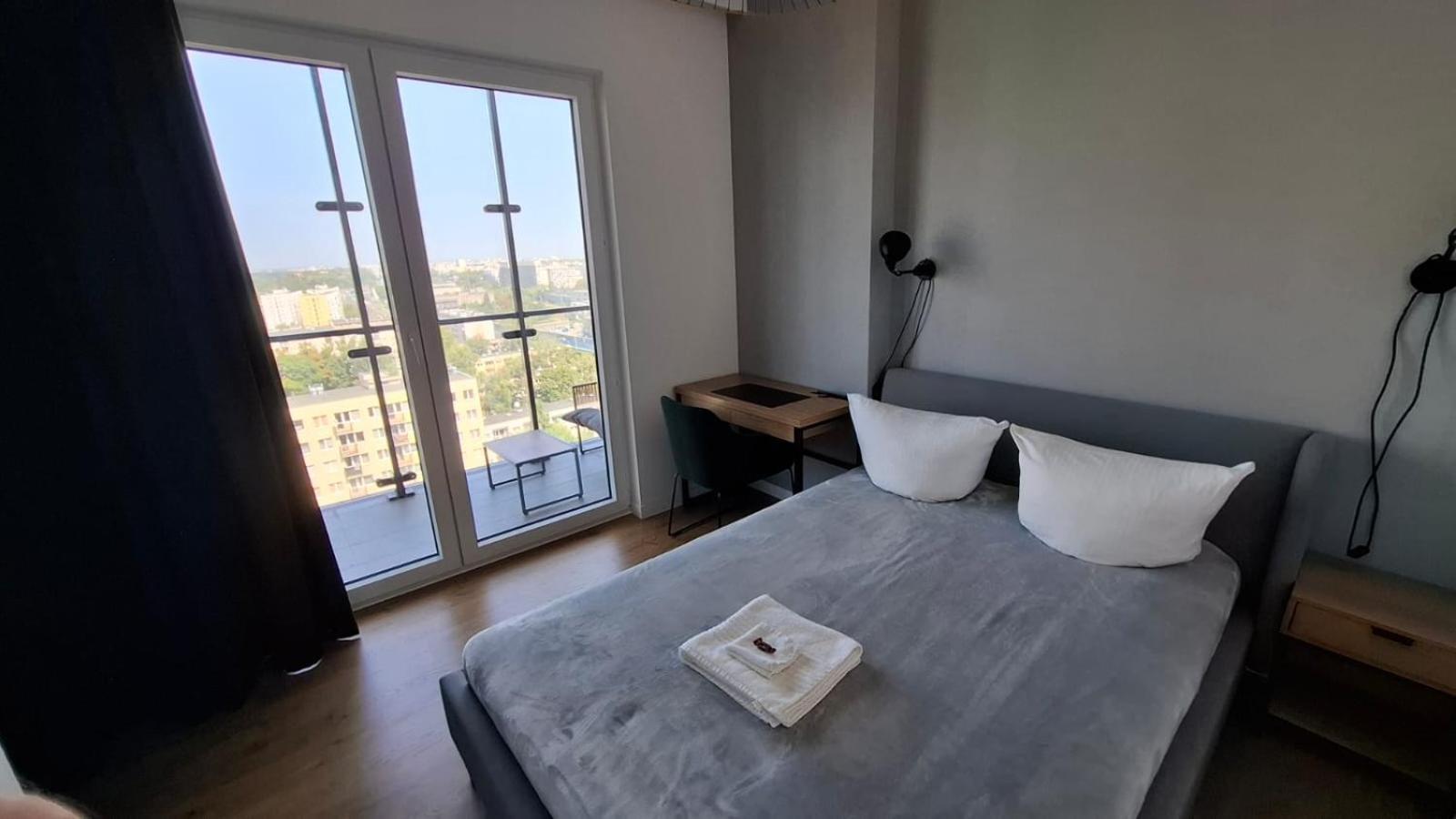 Apartamenty Wola Tower Varsovia Exterior foto